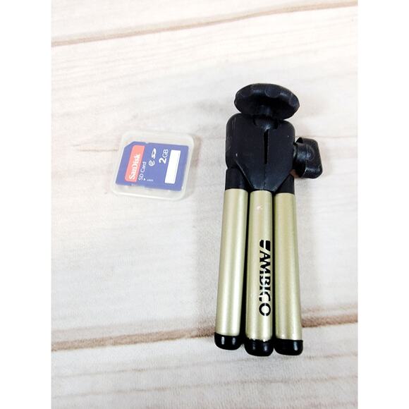 HP PhotoSmart M547 Point & Shoot Pocket Digital Camera DIGICAM W/ Card & Case - Picture 12 of 16